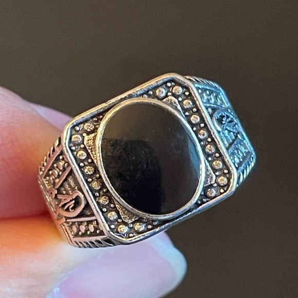 Black obsidian inlaid S925 silver ring size 8.5 - Picture 6 of 8